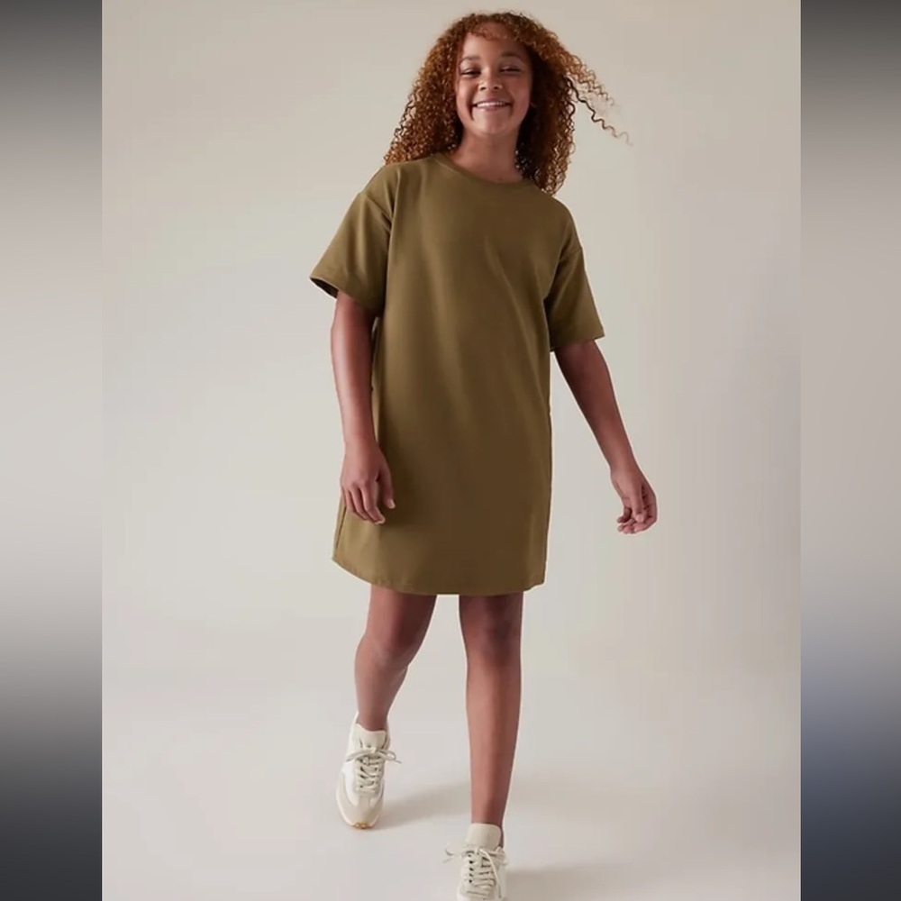 Athelta girl retrochill dress
